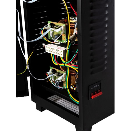 Стабилизатор Ресанта АСН-9000/3