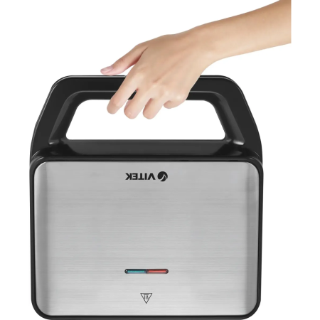 Вафельница Vitek VT-2626 черный/серебристый