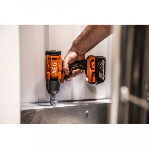 Гайковёрт AEG BSS18C12ZC-402C (4935493428) 2АКБ+ЗУ